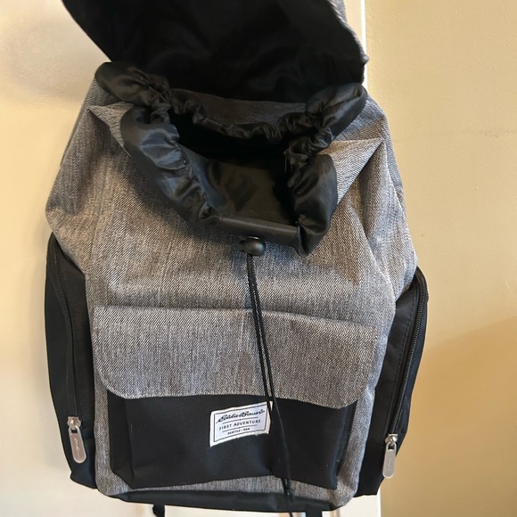 Eddie Bauer first adventure, diaper bag excellent condition - Picture 2 of 5